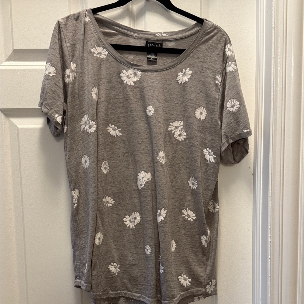 Jack & A Gray Daisy Print Short Sleeve Tee